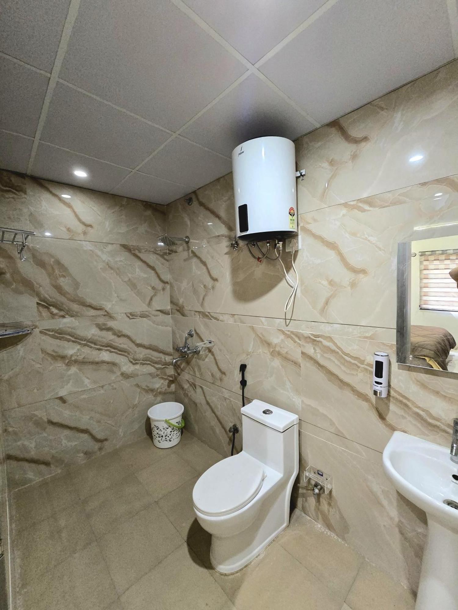 Zipcode Stay Agra  Bagian luar foto